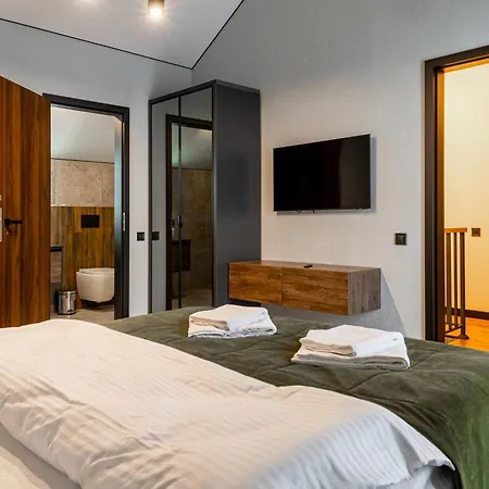 Hotel Comfort House *